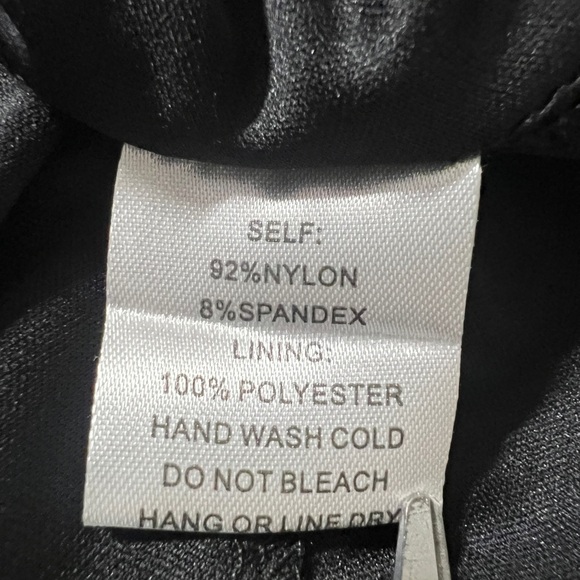 WinDSOr Sweet And Flirty Sequin
Lace Skater Dress - Picture 9 of 9